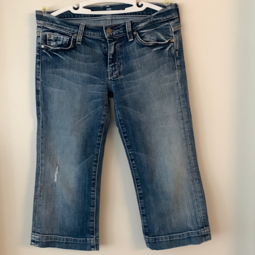 7 for all mankind cropped jeans size 30!